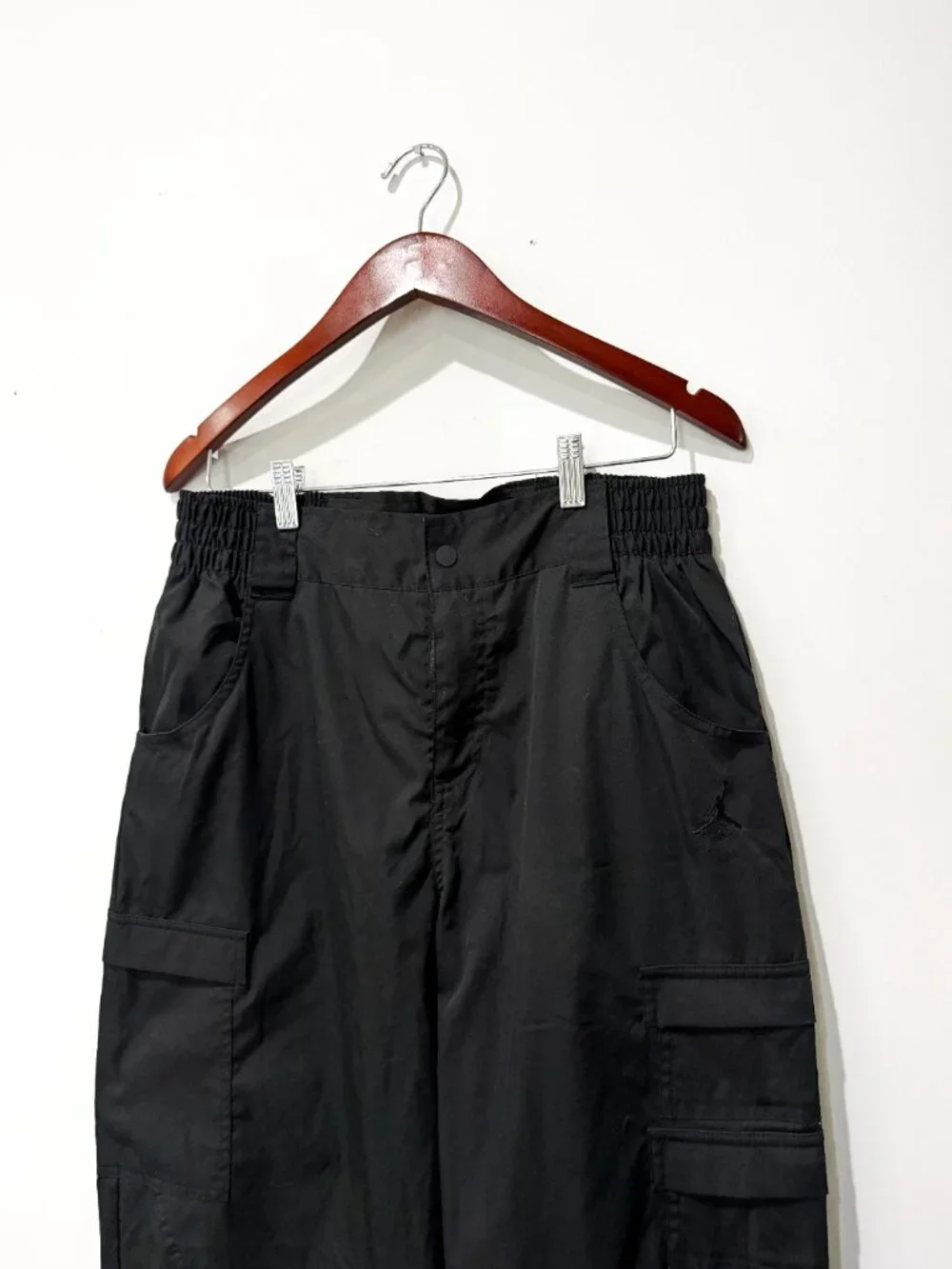 Jordan Women's Loose Fit Cargo Pants Black Size M